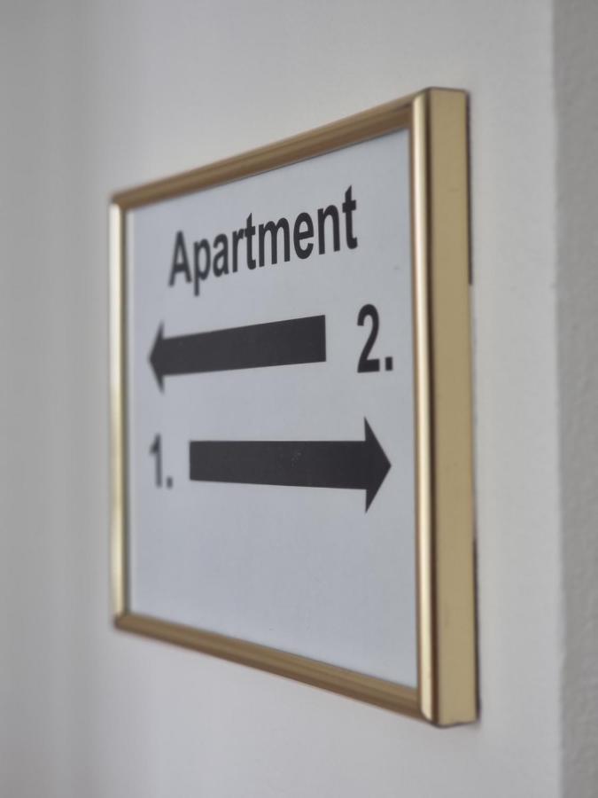 Modern & Cozy Apartment Near Hockey & Football Arena Братислава Екстериор снимка